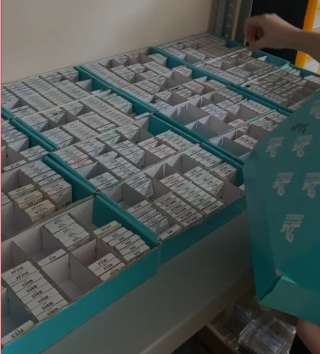 Материалы из которых делают зубные протезы: из чего создают искусственные зубы