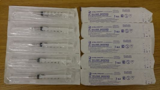 Шприц для промывания каналов со сменной иглой эндодонтический (ДС Полир), Россия